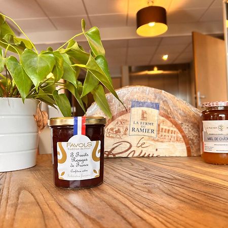 Brit Hotel Confort Montauban Bagian luar foto
